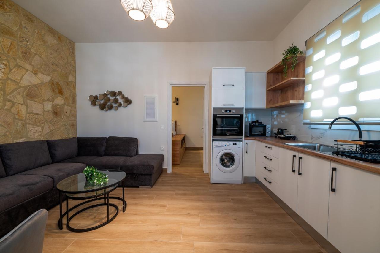 Melitta'S Luxury Apartments Anthousa  Екстериор снимка
