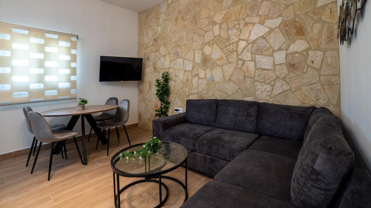 Melitta'S Luxury Apartments Anthousa  Екстериор снимка