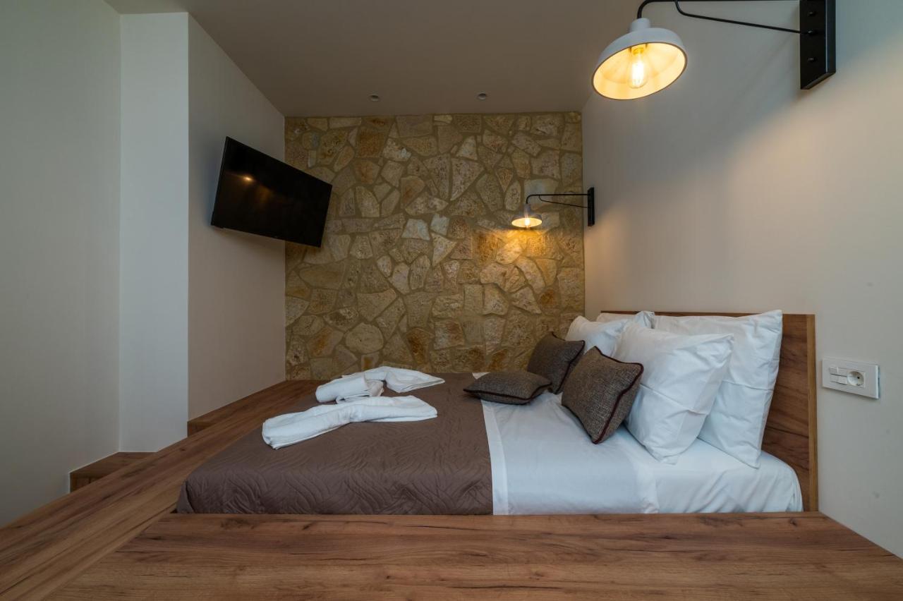 Melitta'S Luxury Apartments Anthousa  Екстериор снимка